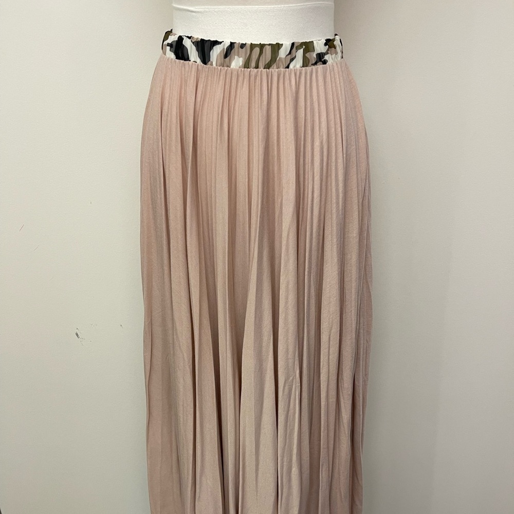Loyd ford pale pink pleated skirt